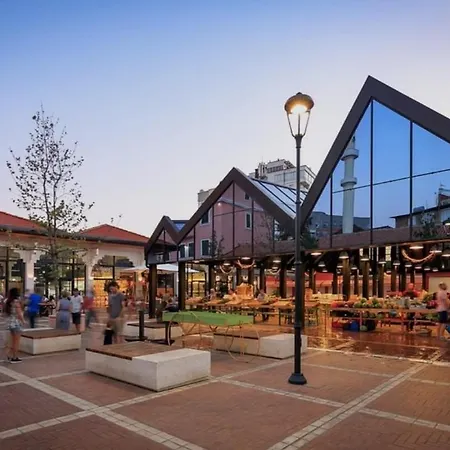 Amal New Bazaar Luxury Apartament Tirana