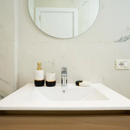 Amal New Bazaar Luxury Lejlighed Tirana
